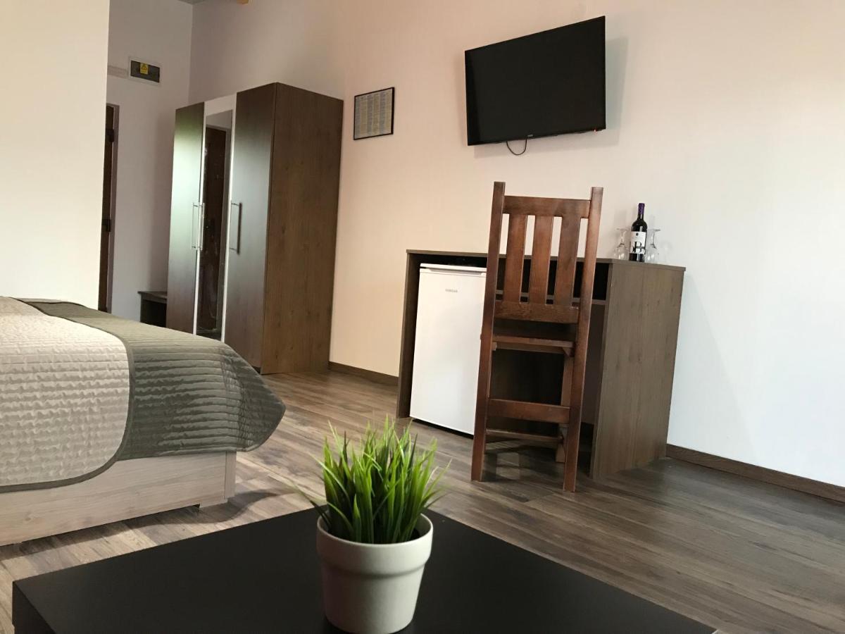 Villa Rubcic Rooms Rakovica Exteriör bild