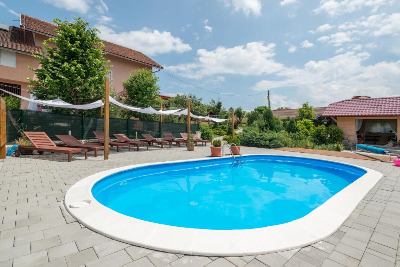 Villa Rubcic Rooms Rakovica Exteriör bild